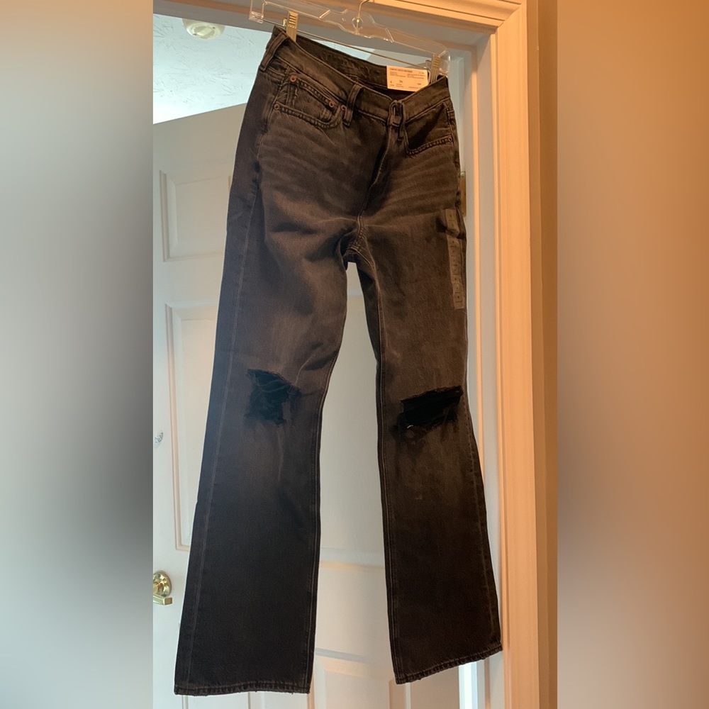 NWT American eagle 90s jeans!